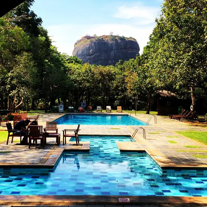 hotel sigiriya